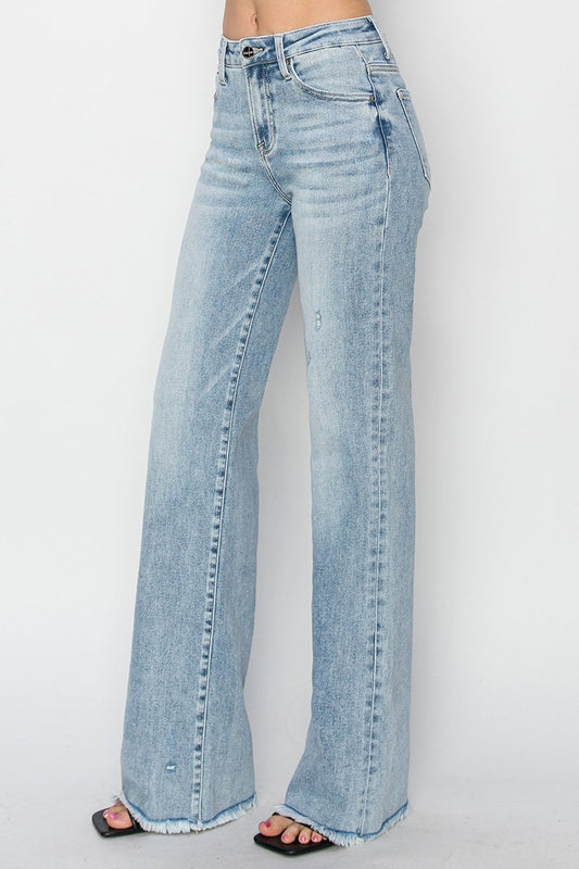 Risen Light Wash Jeans